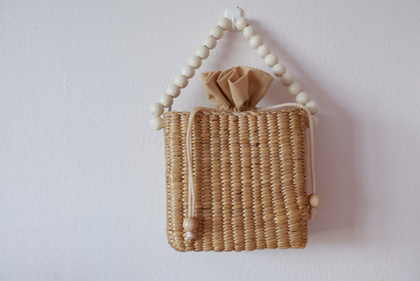 Beaded straw beach bag summer bag