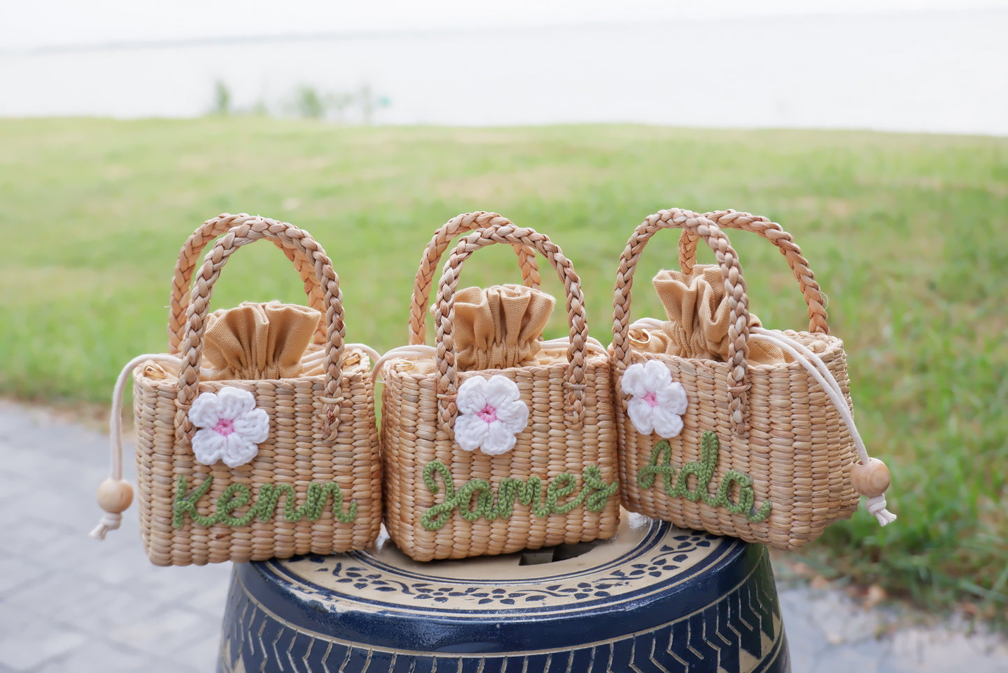 flower girl gift, gift for girl, monogram kids bag, girl straw purse
