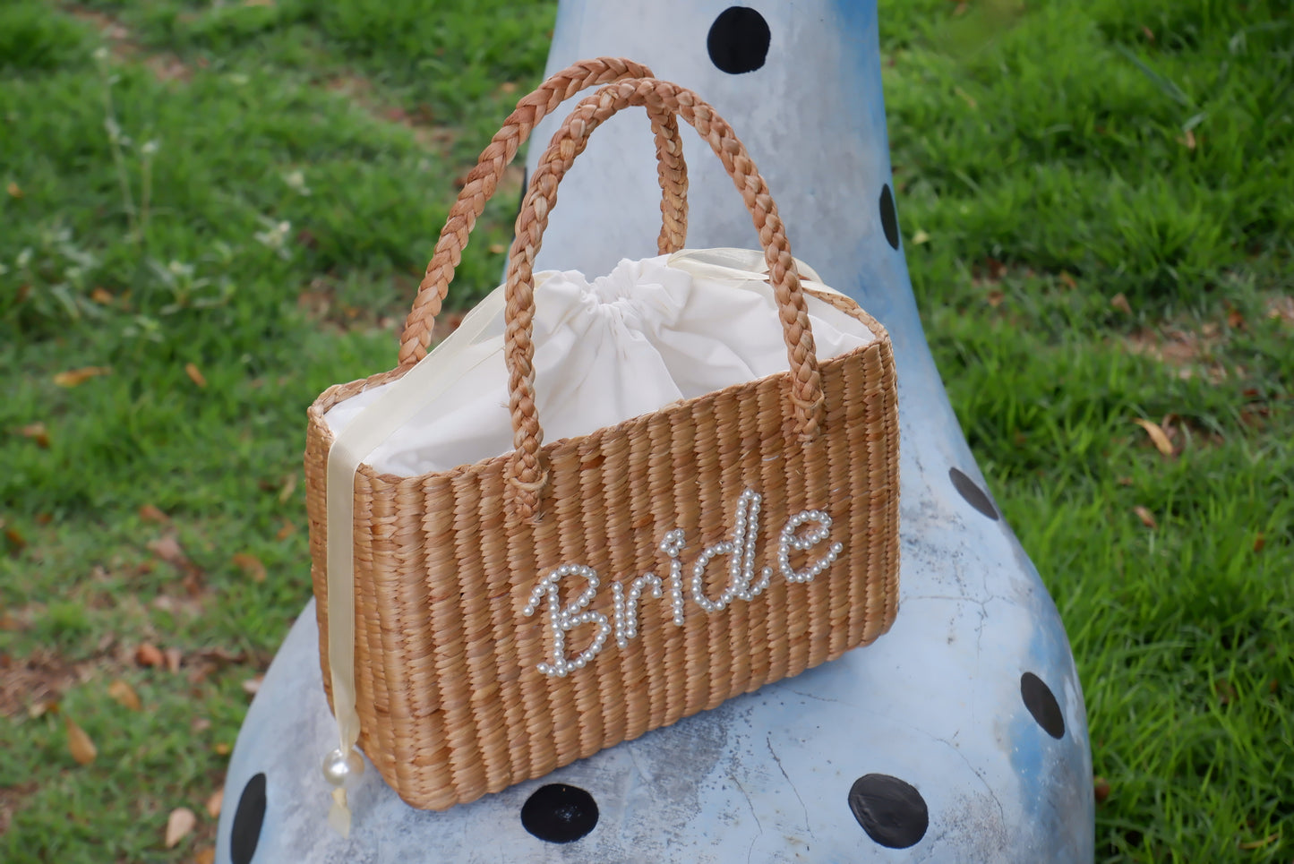 bride pearl bag