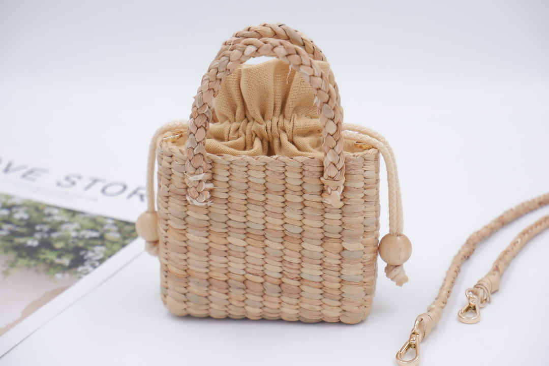 Kids Persolnalized straw bag