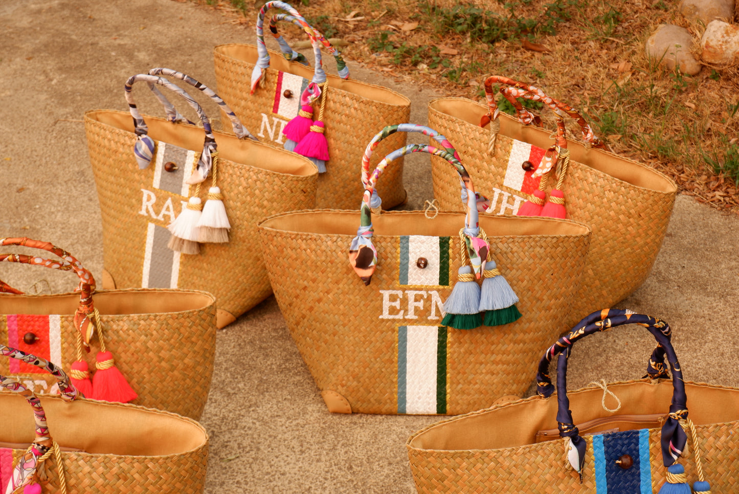 Personalized Straw beach tote bag, bridesmaid party, Wedding Gift