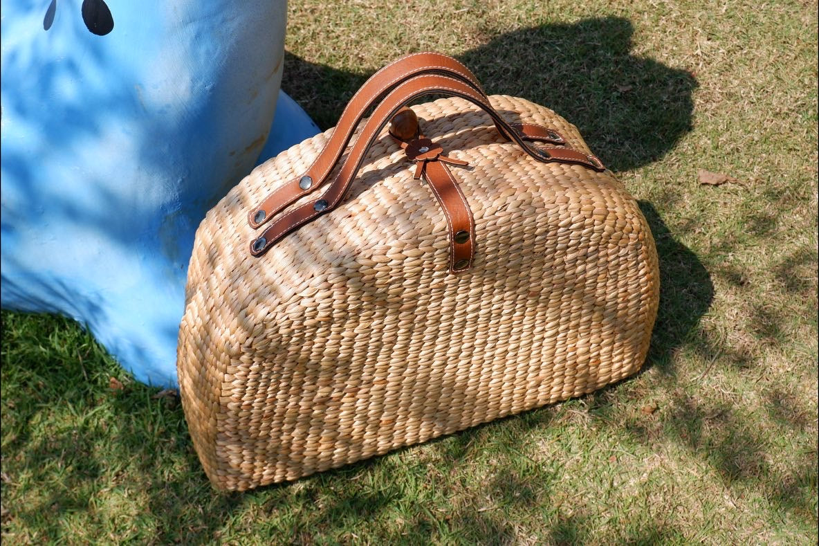 Large Picnic Basket Tote with Leather handle