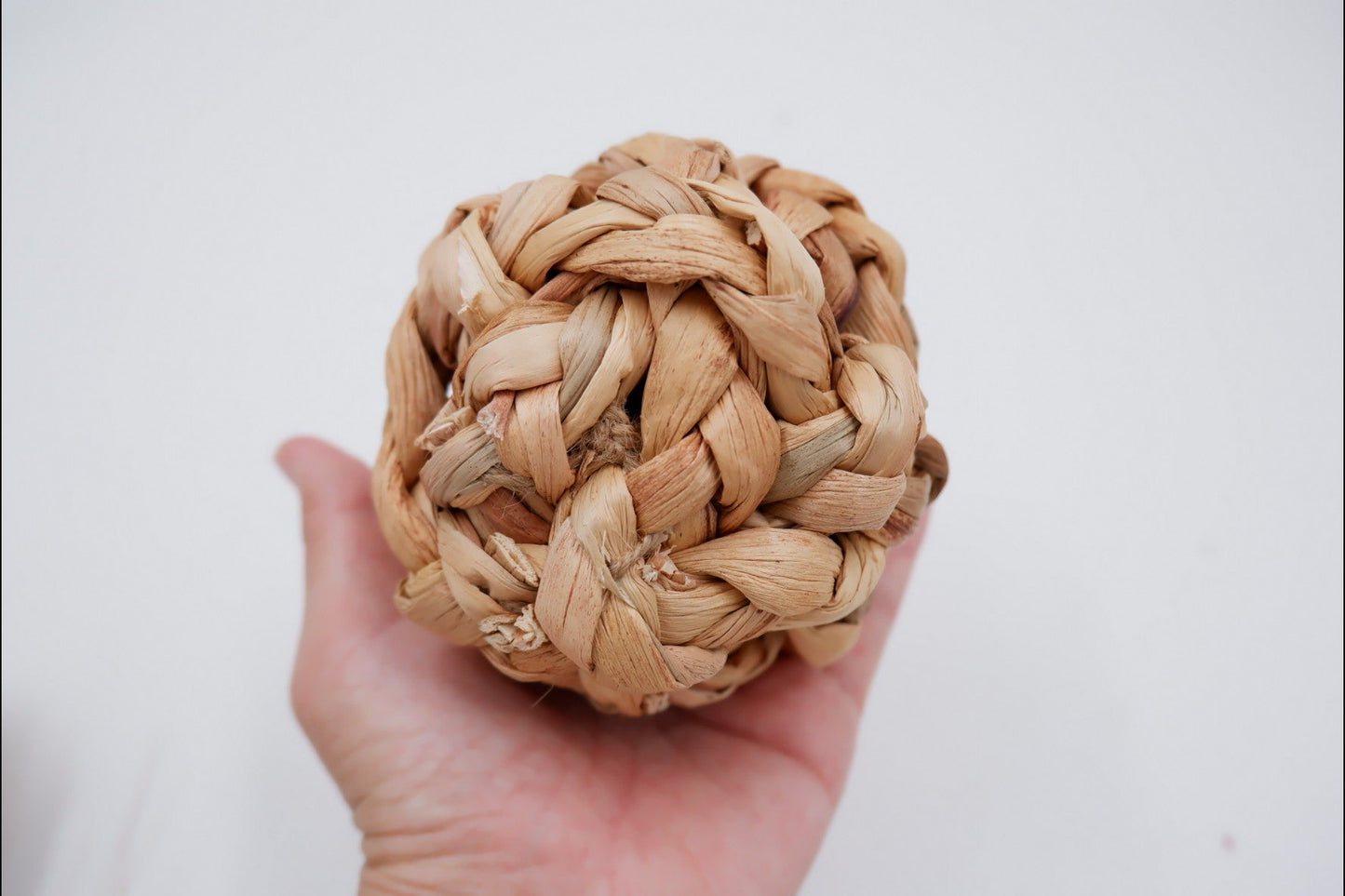 4 inches (10 cm) Water hyacinth ball, Small Animal Pet Toy