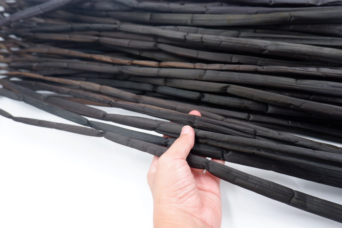 100pcs black dried hyacinth , Dry water hyacinth raw, Raw material for making Handcraft