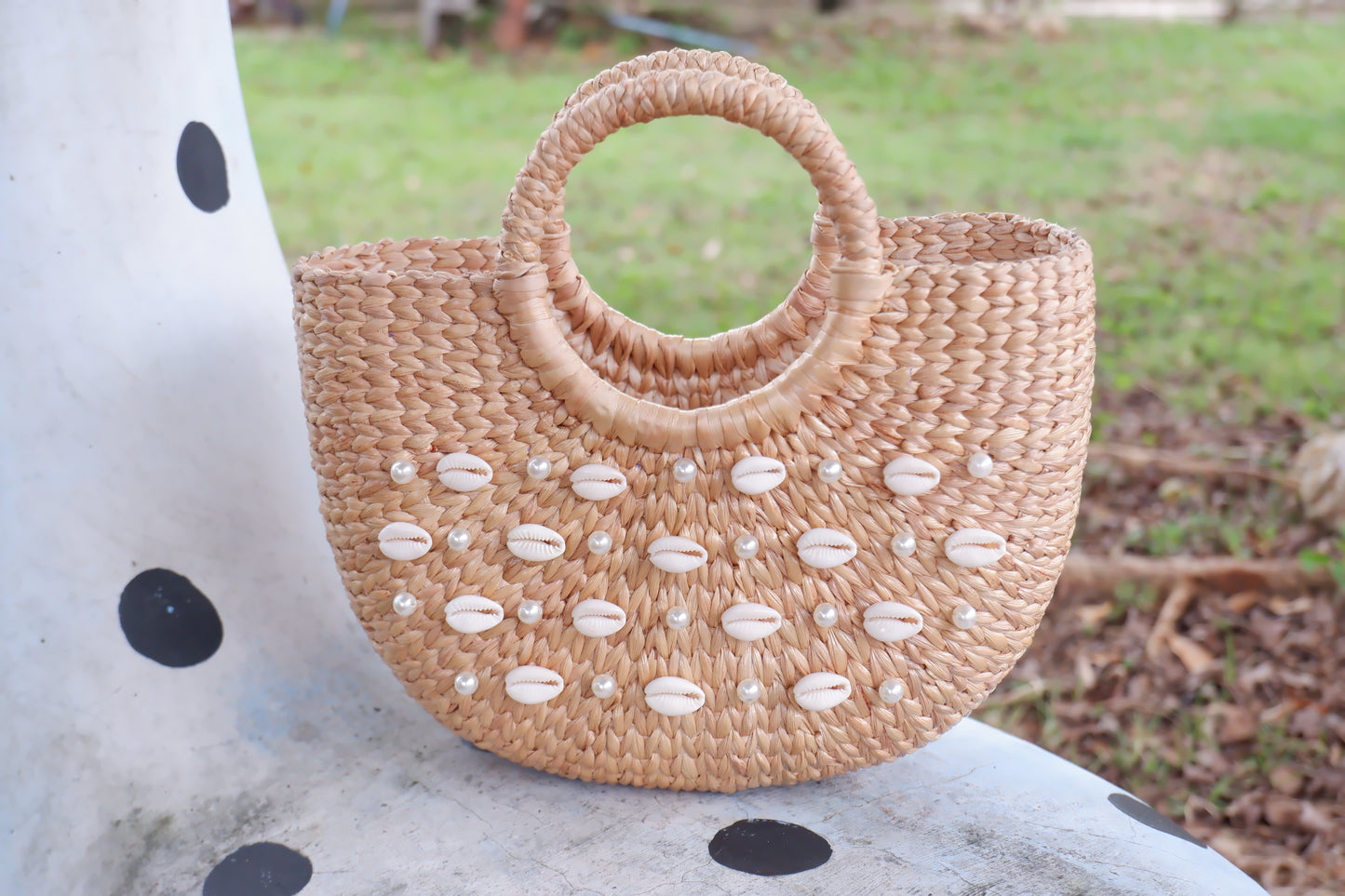 straw beach bag with pearl and shell Women Beach Handmade Woven Tote Bag