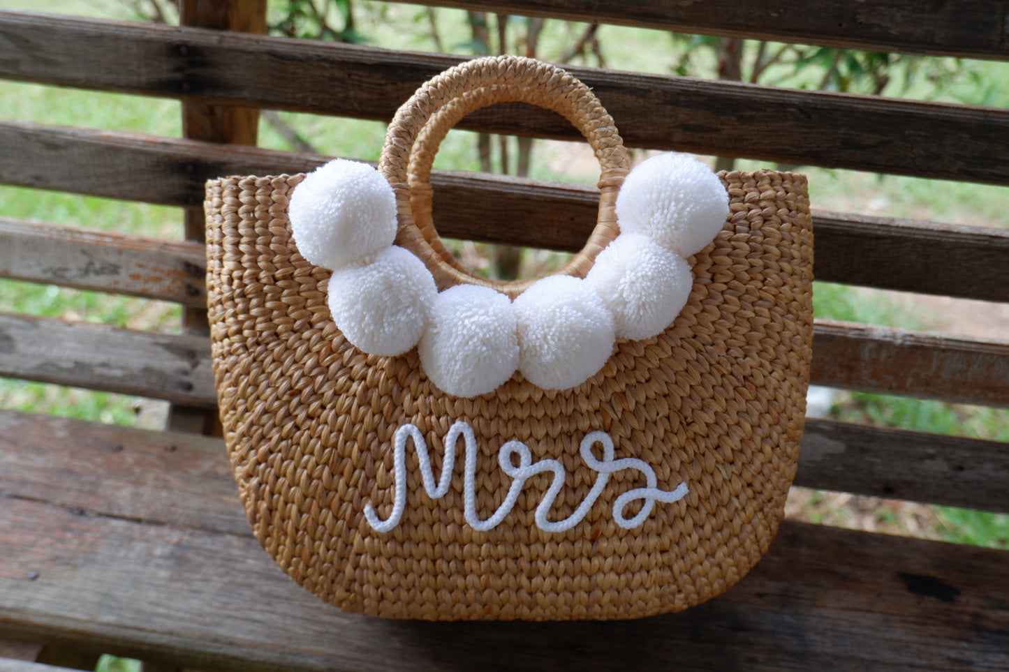 mrs beach bag with pom pom