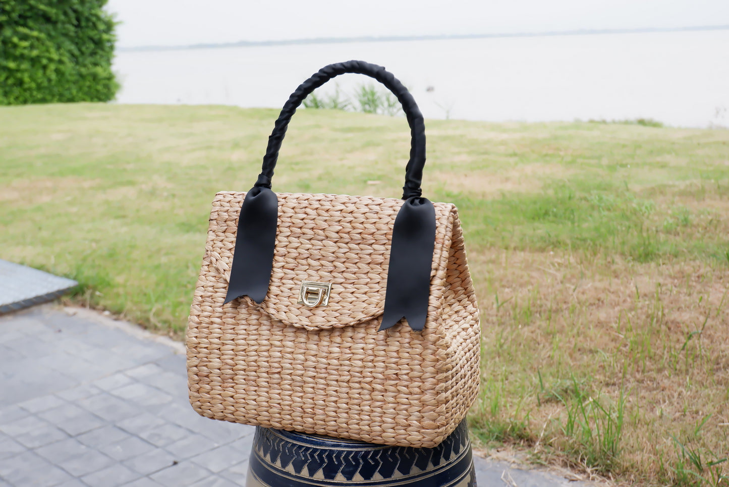 Vintage Large beach bag straw Basket  with ribbon