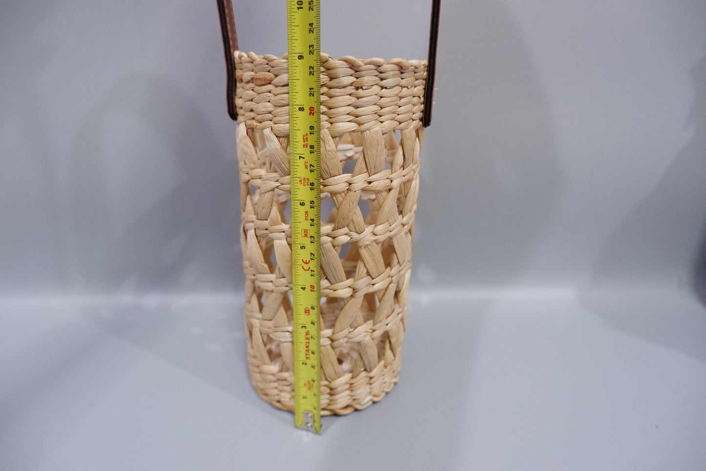 Luxury Water Hyacinth Wine Bottle Holder with Leather Handle – Handmade Woven Basket