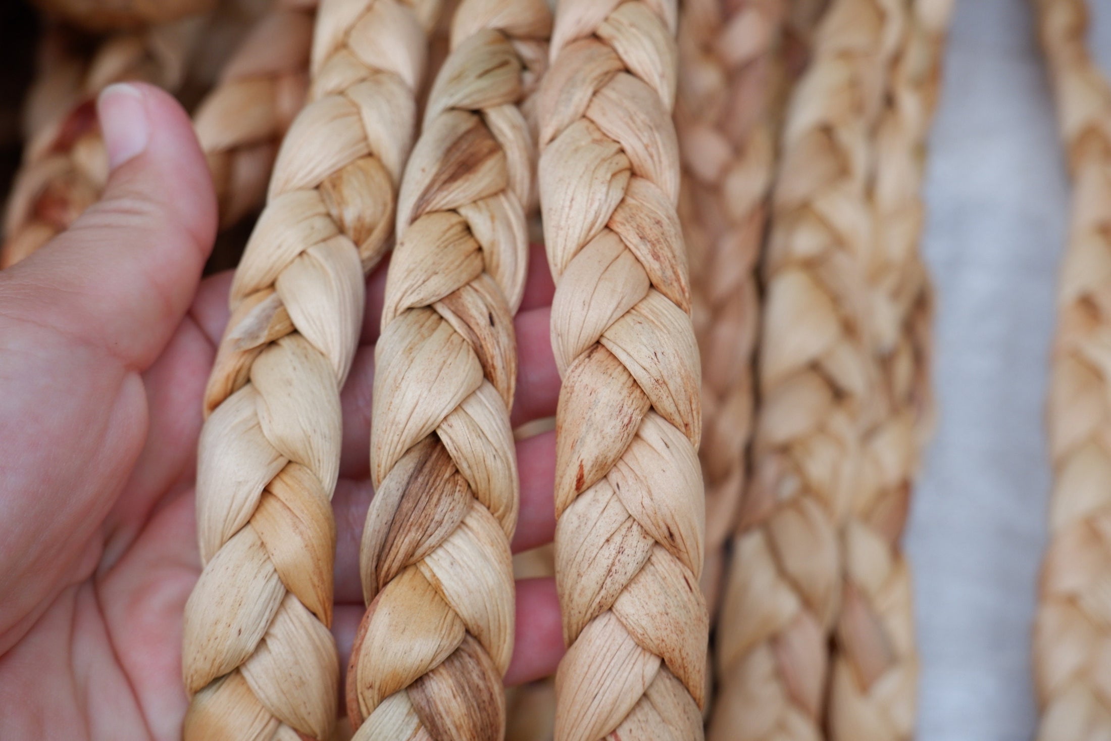 20mm braided rope, water hyacinth rope, seagrass rope, raffia rope ...